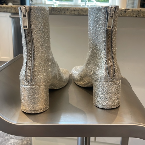 NIB MM6 MAISON MARGIELA SILVER GLITTER ANKLE ZIP UP BOOT . 39/8.5 - Picture 6 of 9
